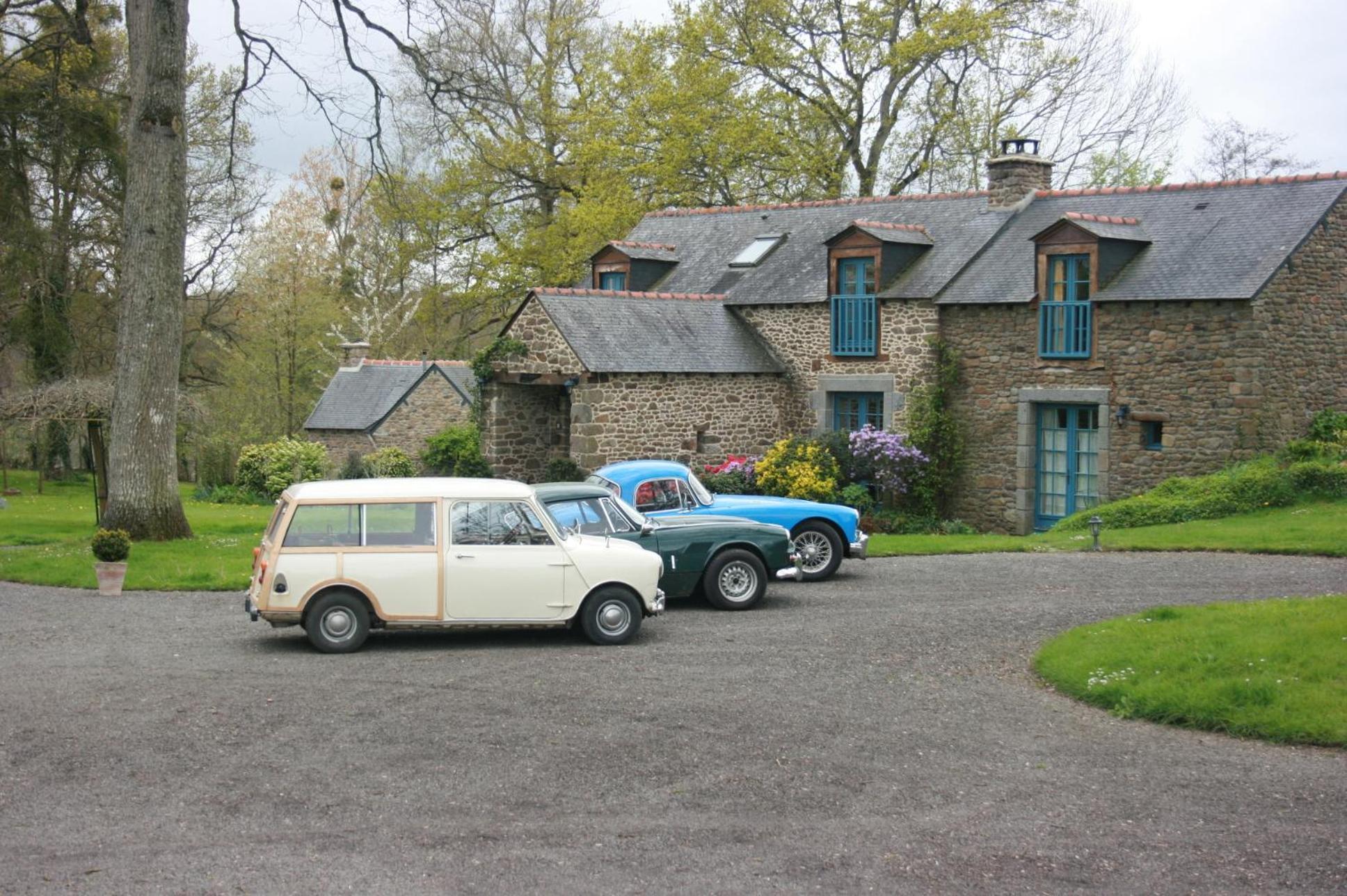 Au Pont Ricoul Bed & Breakfast Saint-Pierre-de-Plesguen Екстериор снимка