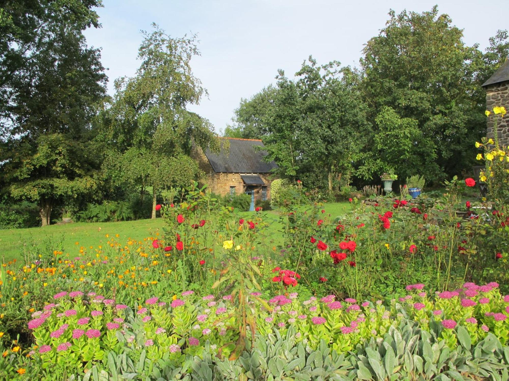 Au Pont Ricoul Bed & Breakfast Saint-Pierre-de-Plesguen Екстериор снимка