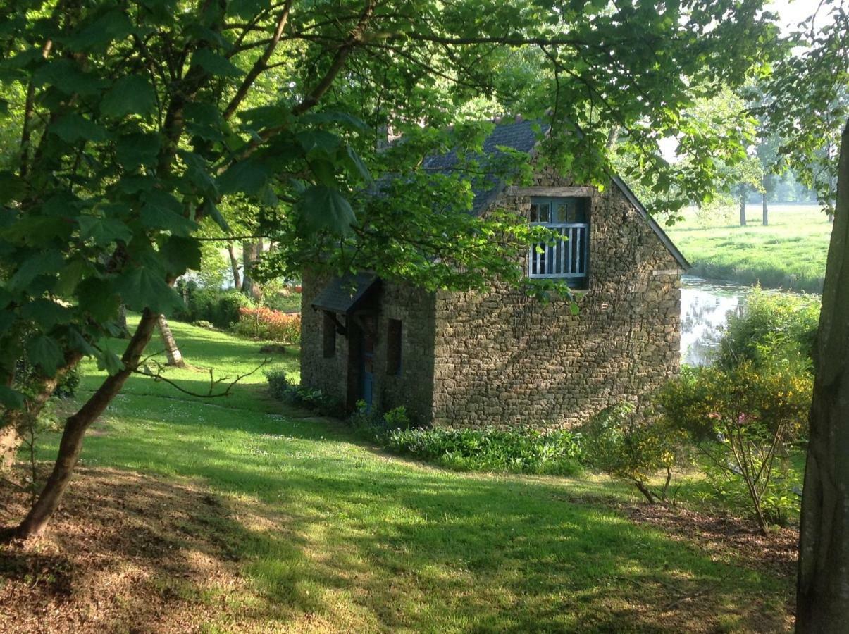 Au Pont Ricoul Bed & Breakfast Saint-Pierre-de-Plesguen Екстериор снимка